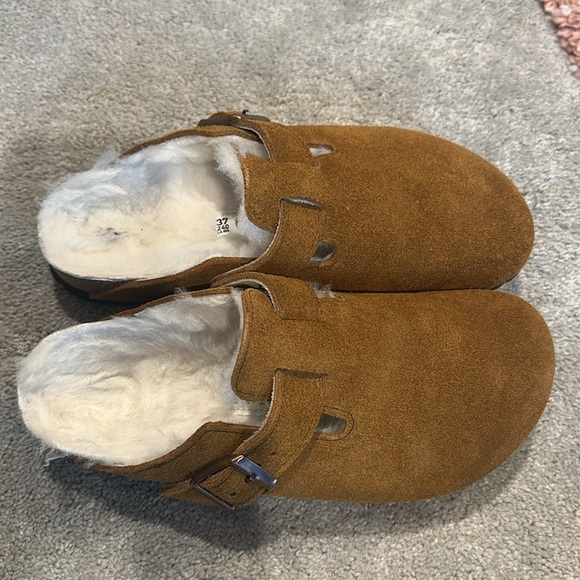 Birkenstock Boston Shearling Lined Clogs - Picture 2 of 5